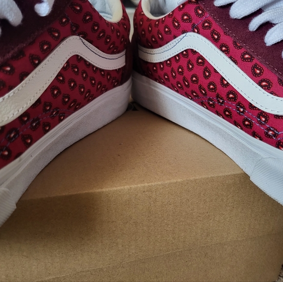 *SOLD* Mens Tie Print Mix Van's size-12 - Picture 7 of 7